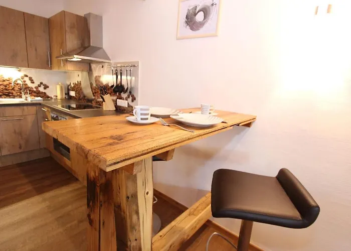 In Near The Area * كابرون